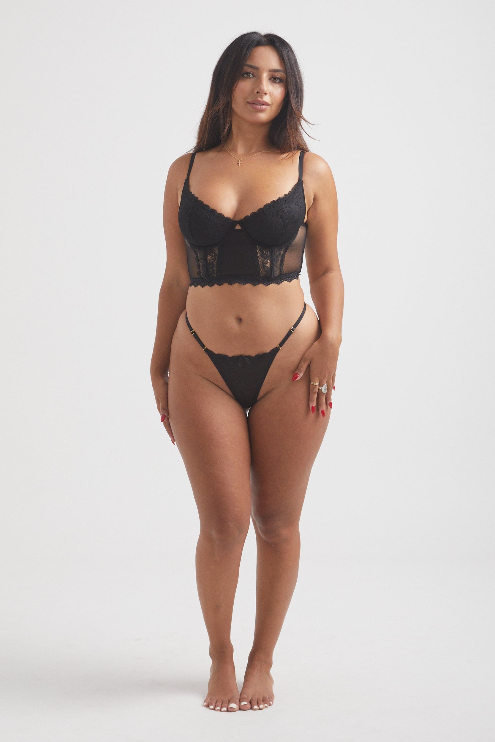 Emily Bustier - Black